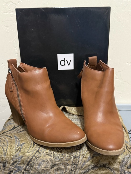 Dolce Vita Shoes - Dolce Vita Tan Ankle Booties with Side Zippers and Block Heel